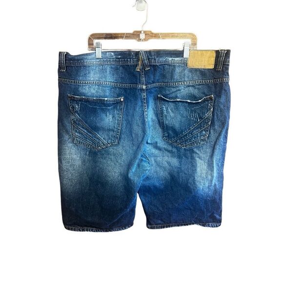 Jeanious men’s distressed Denim Shorts Sz 44/13 - Picture 2 of 6